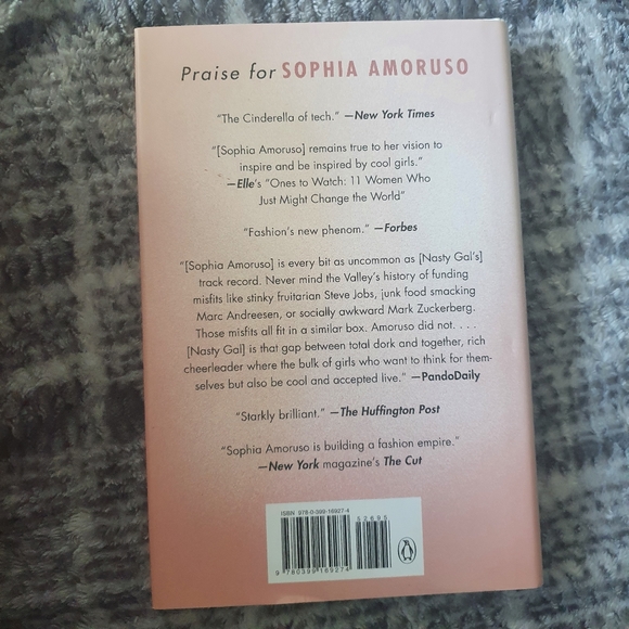Girlboss by Sofia Amoruso - book - Picture 2 of 4